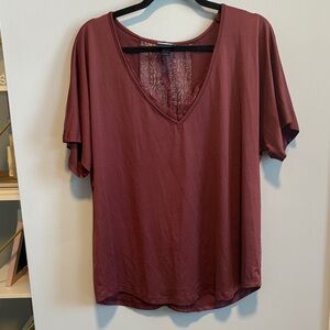 Daytrip Burgundy V-Neck Lace Tee